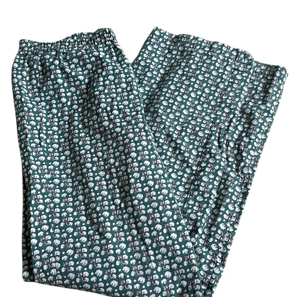 Vineyard Vines Green Floral Cotton Pants - Picture 1 of 3